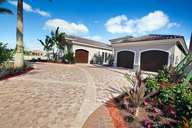 Best Professional Driveway Pavers  in Nd Lake, WI